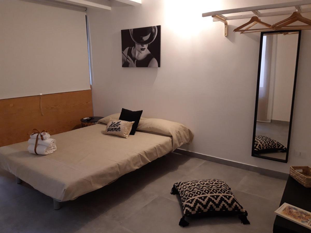 La Casa Di Peo Villa Syrakusa Exteriör bild